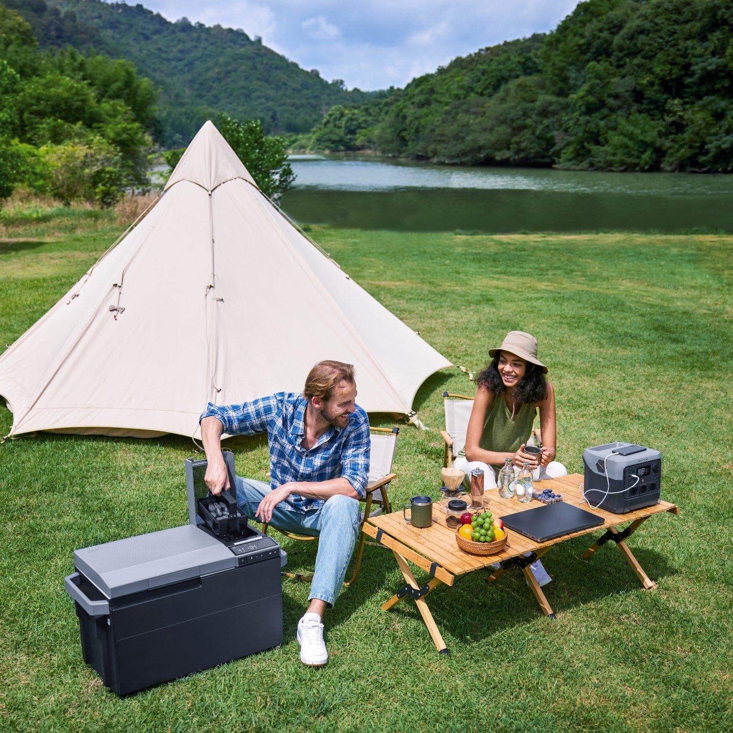 EcoFlow GLACIER + EcoFlow RIVER 2 Pro + Panel solar portátil bifacial EcoFlow de 220 W